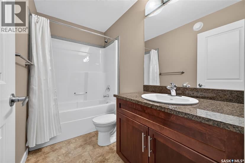16 215 Hampton GREEN — photo 26 of 40