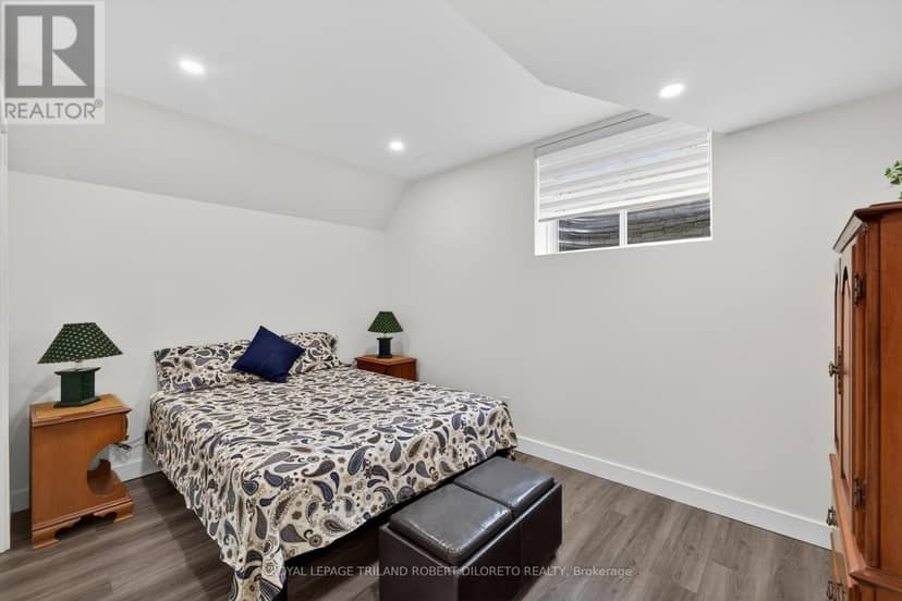 122 - 9861 Glendon Drive — photo 21 of 29