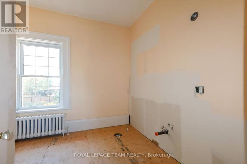 201 Clothier West Street — photo 31 of 40