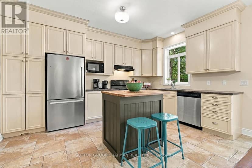 850 Teakwood Lane — photo 12 of 35