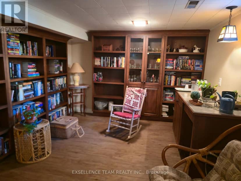 129 Kensington Street — photo 18 of 21