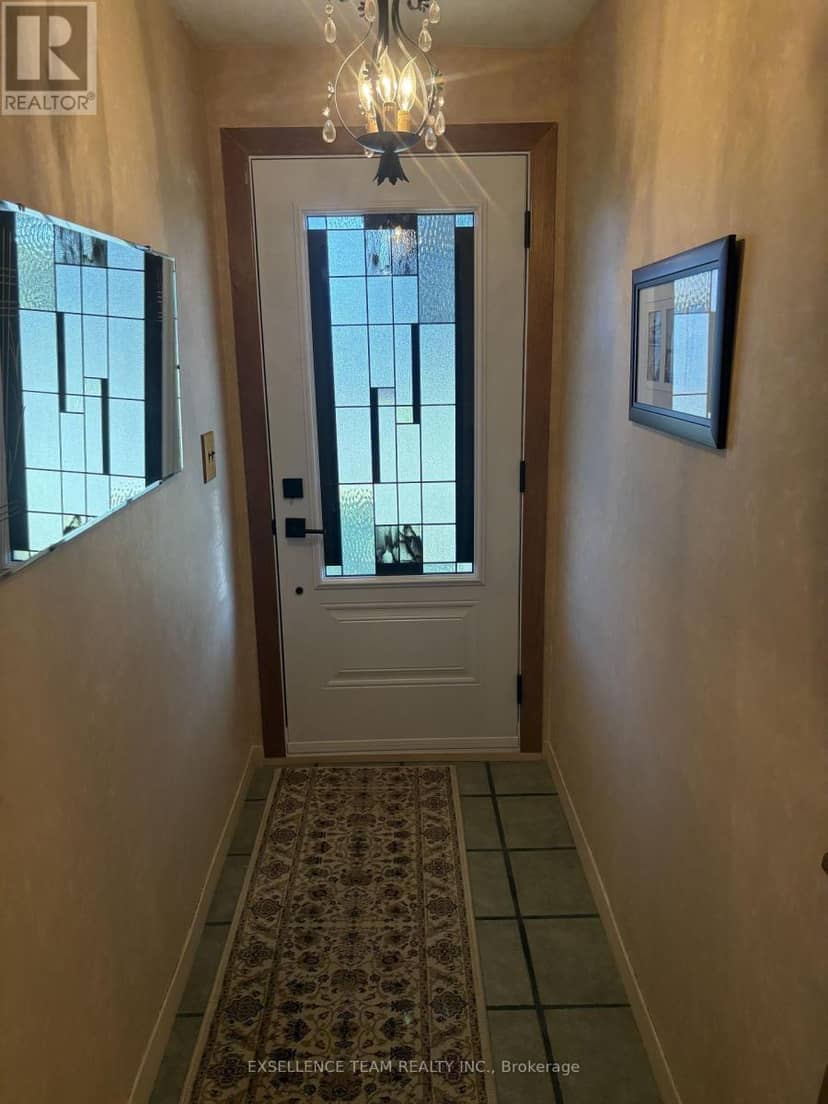129 Kensington Street — photo 4 of 21