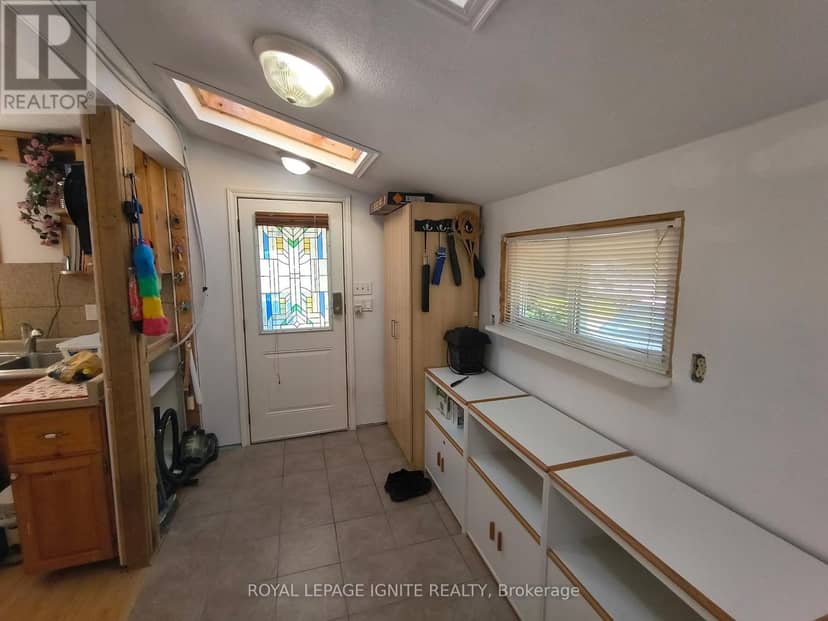 385 H Pike Lane — photo 19 of 40