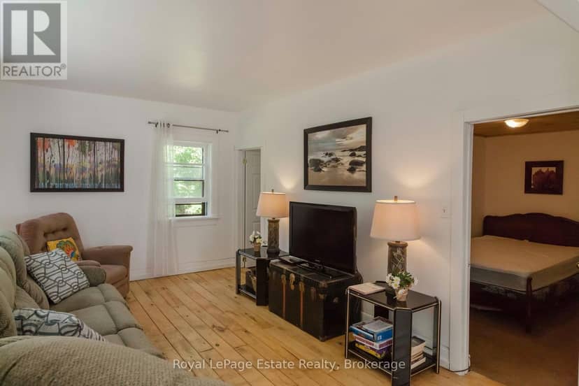 1227 2nd Avenue S — photo 14 of 40