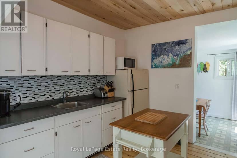1227 2nd Avenue S — photo 24 of 40