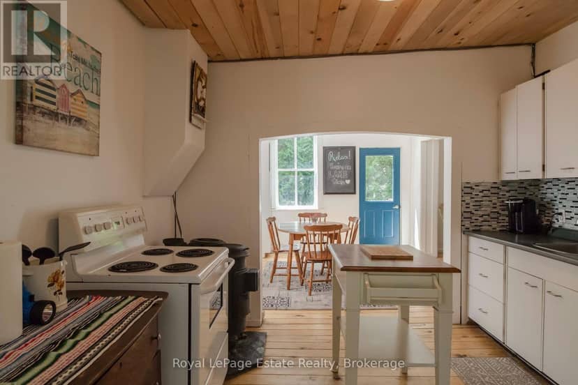 1227 2nd Avenue S — photo 32 of 40