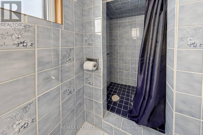 494 Oakwood Avenue W — photo 29 of 33