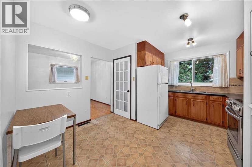 4831 48 Street NW, Calgary, photo 6