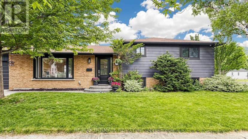 112 Coronation Drive, Toronto, photo 2