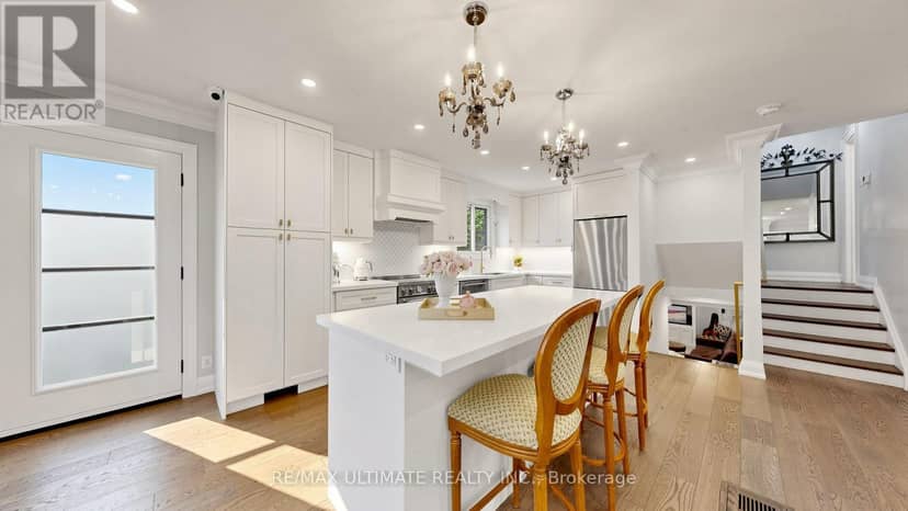 112 Coronation Drive, Toronto, photo 7