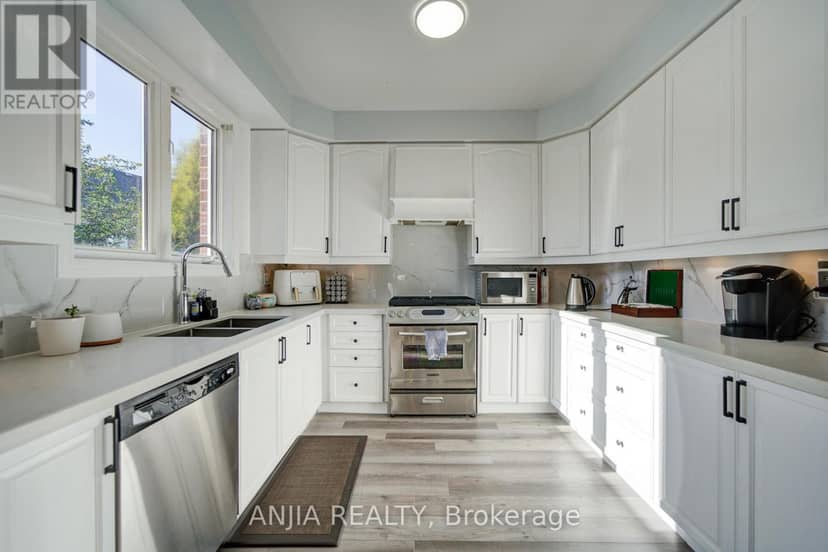 16 Forest Manor Place — photo 16 of 40