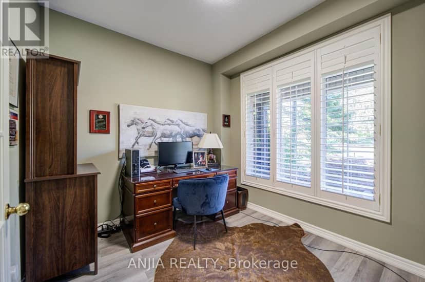 16 Forest Manor Place — photo 19 of 40