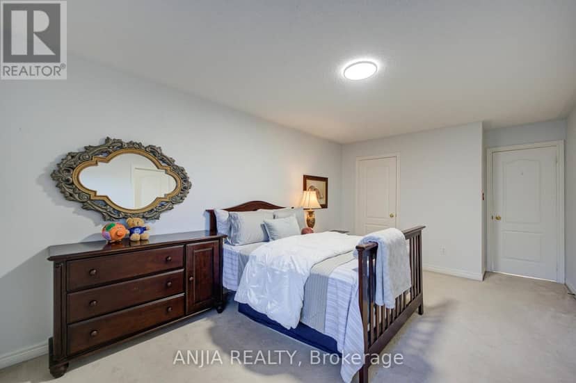16 Forest Manor Place — photo 37 of 40