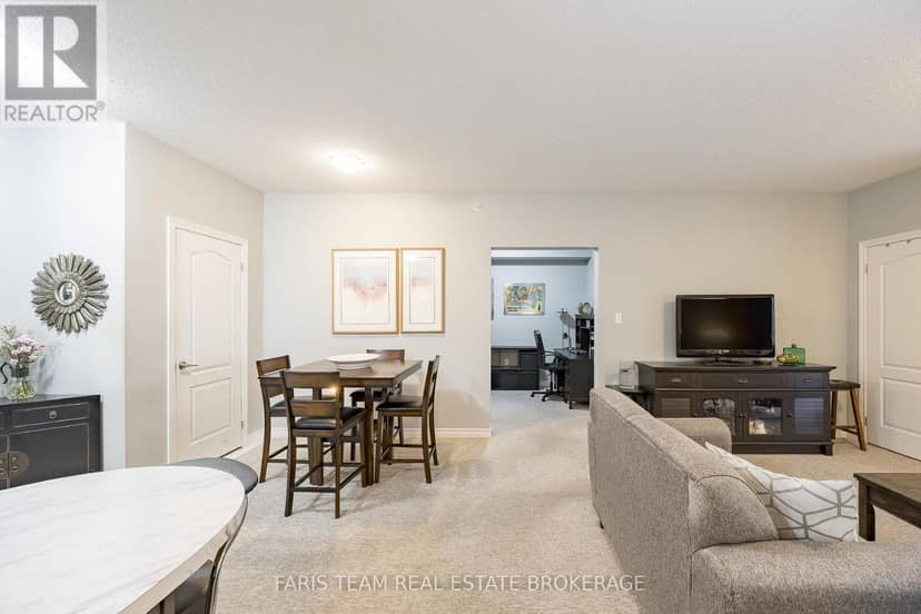 207 - 100 Dean Avenue, Barrie, photo 7