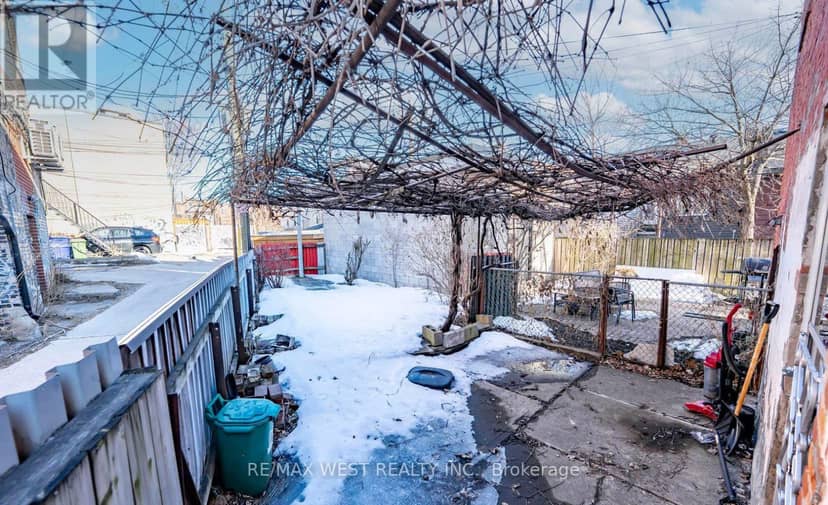 217 Gladstone Avenue — photo 36 of 36