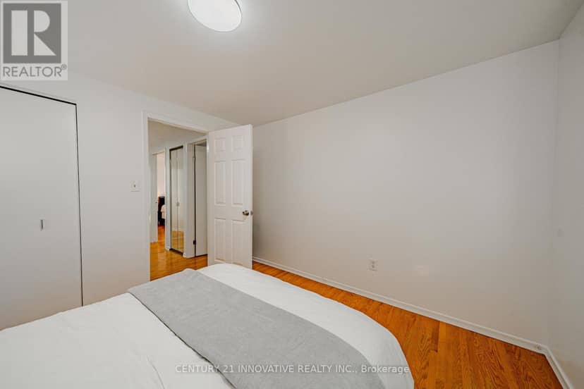 21 - 2395 Bromsgrove Road S — photo 31 of 40