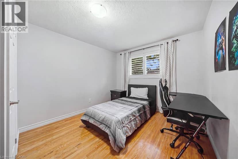 6346 NEUCHATEL Road — photo 15 of 33