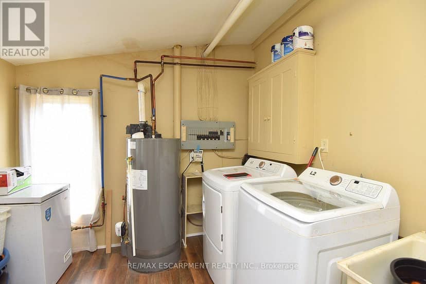 8 Chestnut Street — photo 13 of 24