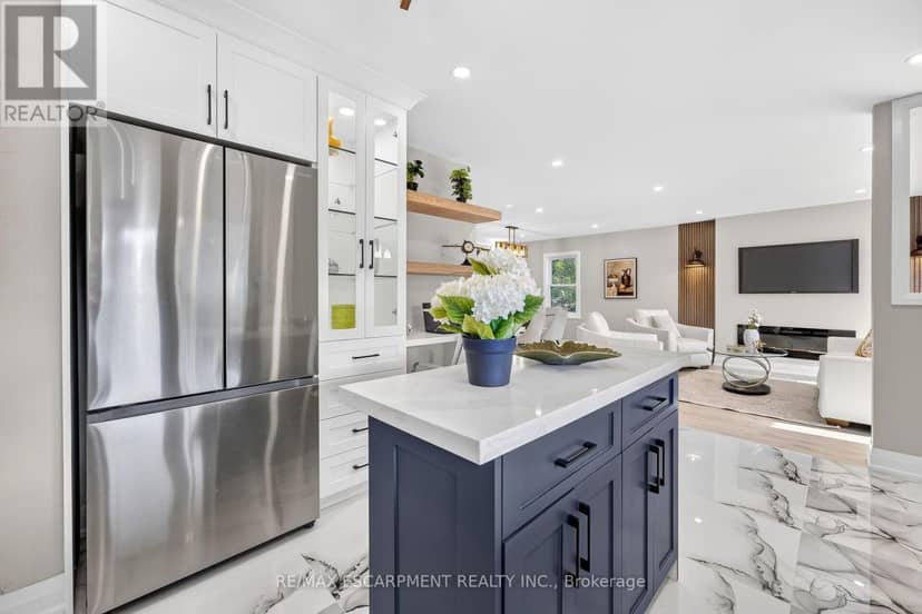 362 Rosseau Road — photo 9 of 40