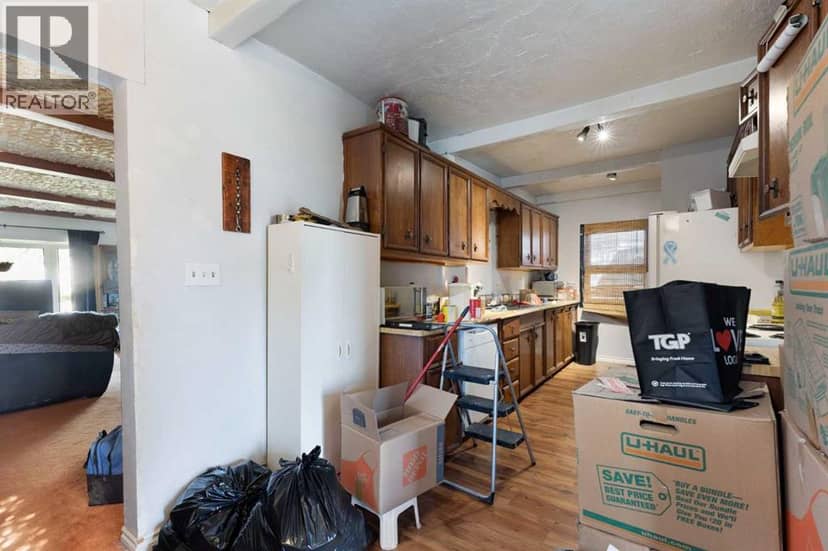 1633 Alberta Street, Crossfield, photo 2