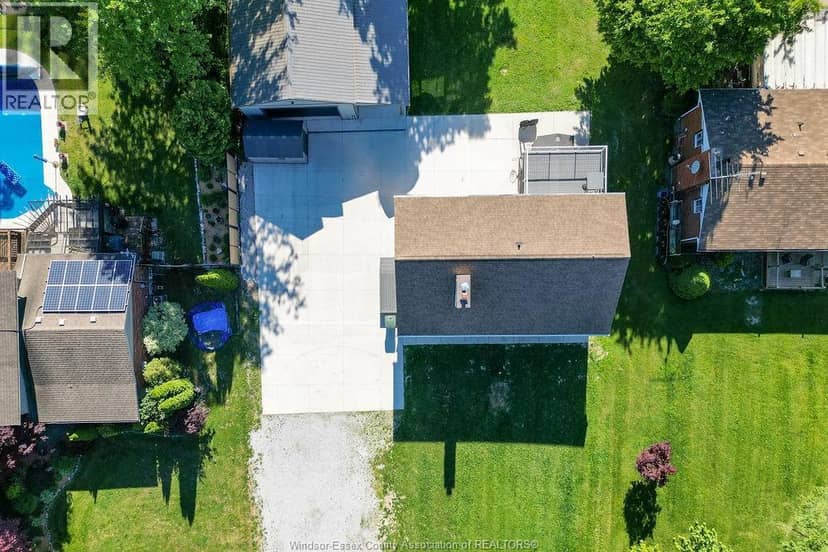 2040 FRONT ROAD North — photo 27 of 40