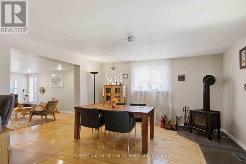 35 Queen Street — photo 10 of 32