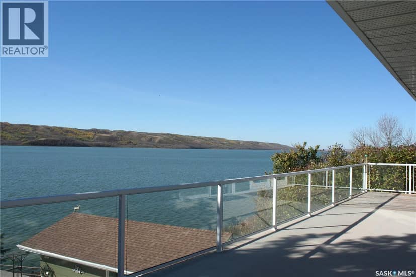 728 Elm Street, Resort Village of Pasqua Lake, Sk, Pasqua Lake, photo 2