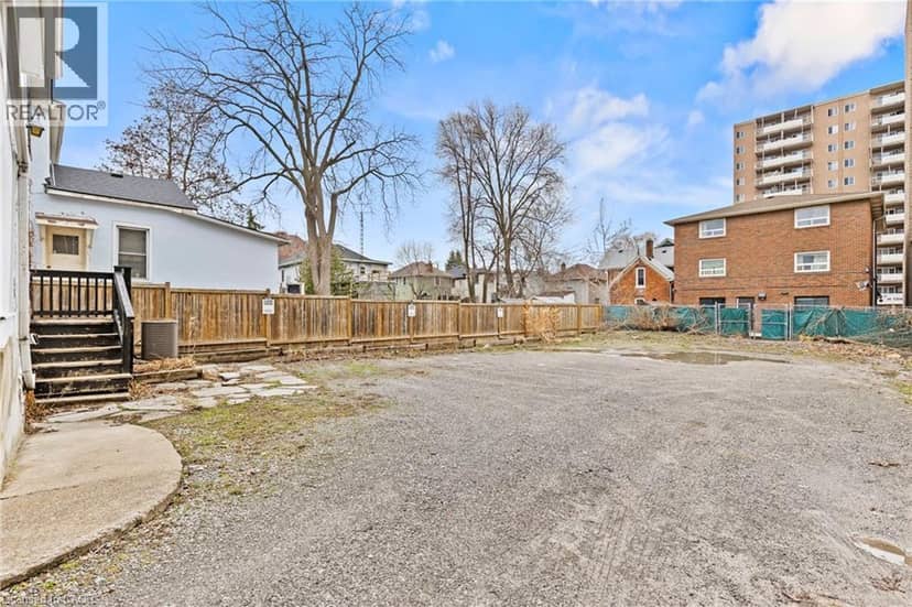 196 KING Street — photo 30 of 33