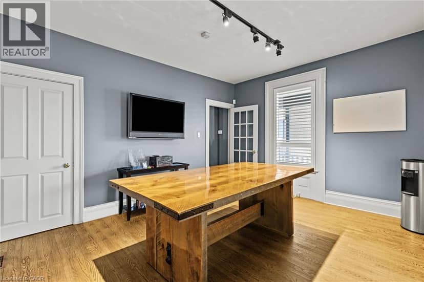 196 KING Street — photo 8 of 33