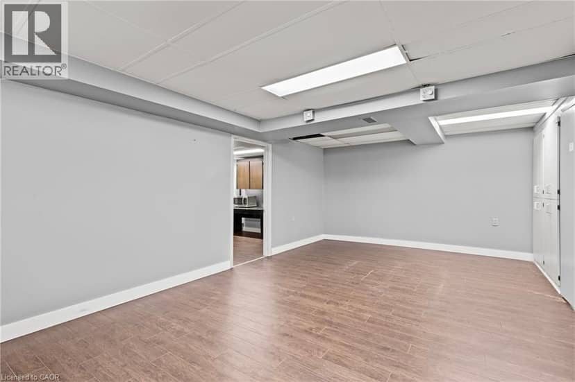 196 KING Street — photo 27 of 33