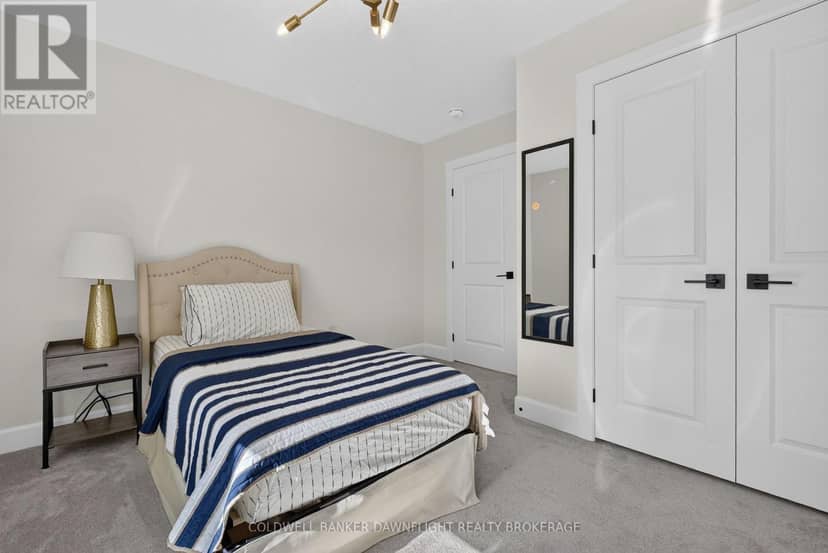 3832 Campbell Street N — photo 31 of 40