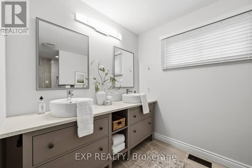 662 Grand View Avenue — photo 36 of 40