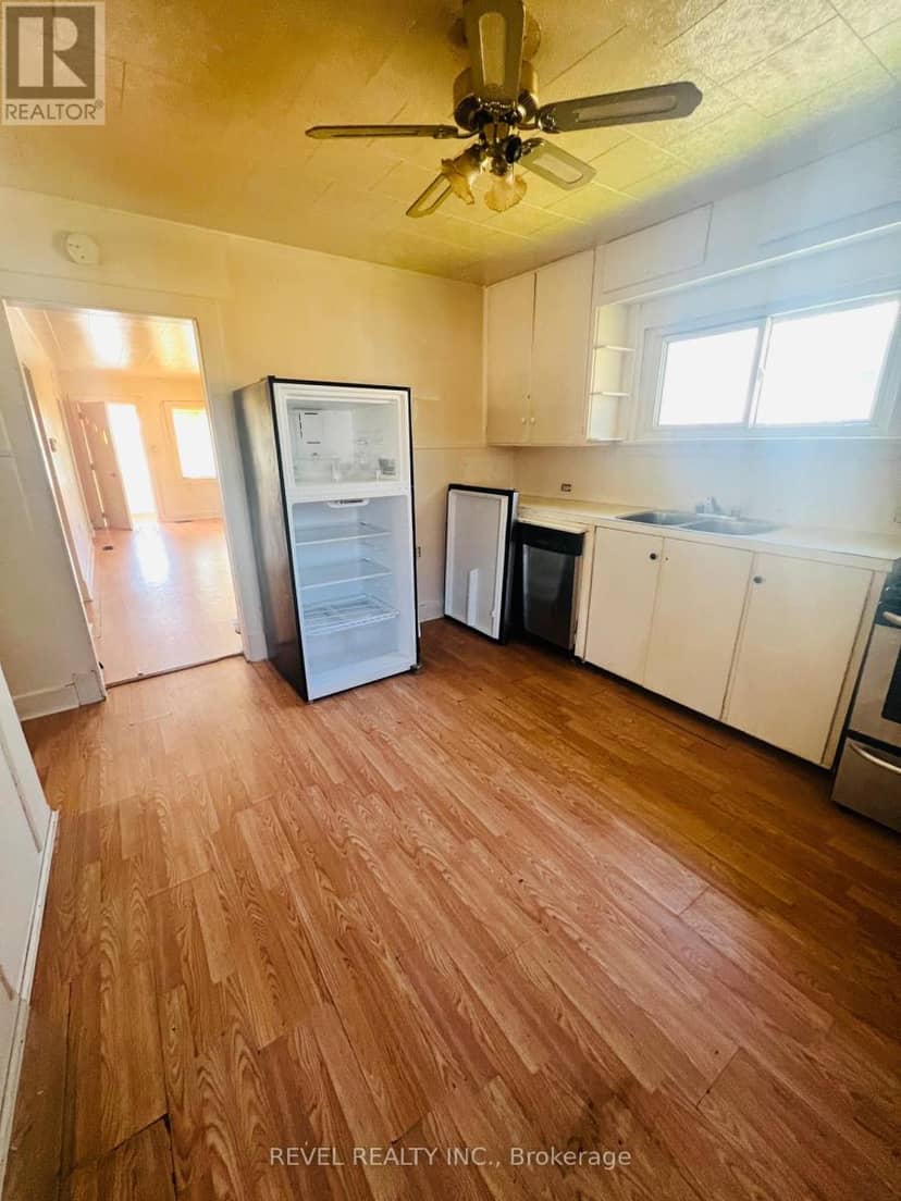 224 Main Street — photo 10 of 25