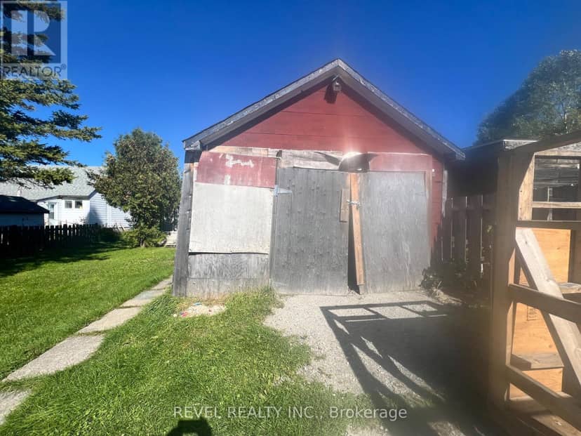 224 Main Street — photo 21 of 25