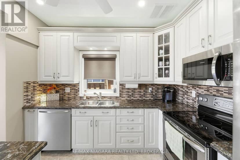 7441 Trinity Court — photo 10 of 36