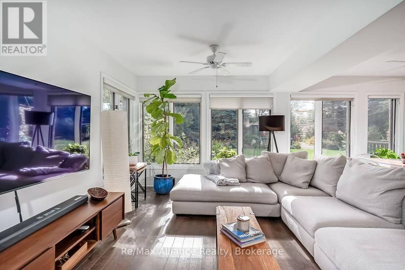 31 Meander Close — photo 17 of 40