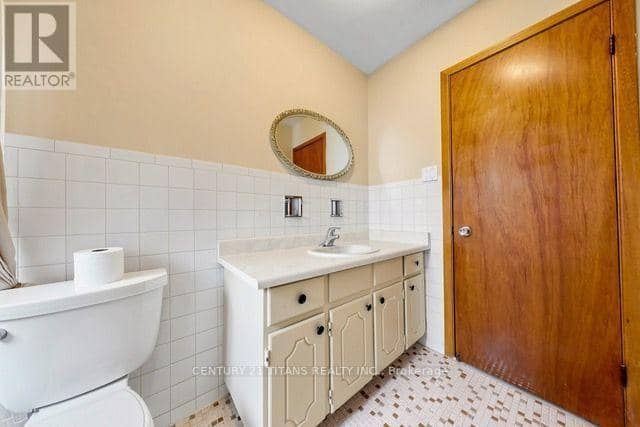 198 A Boon Avenue — photo 25 of 39