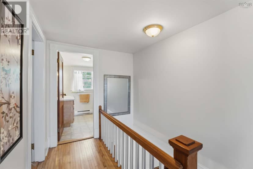 13 Maiden Lane — photo 30 of 40