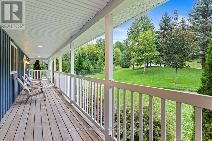 172 Queens Bush Dr Drive — photo 9 of 40