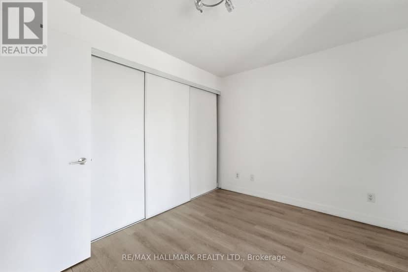 417 - 120 Dallimore Circle — photo 10 of 40