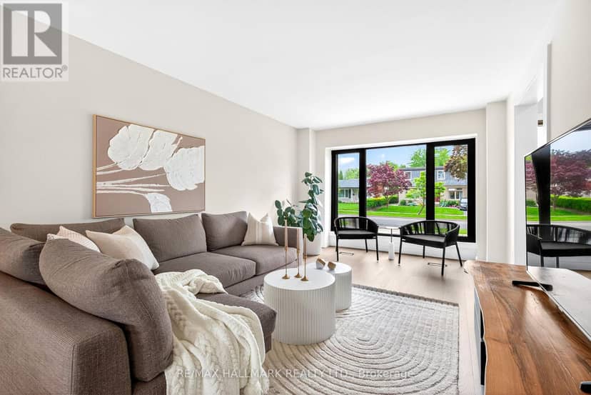 225 Catalina Drive, Toronto, photo 4