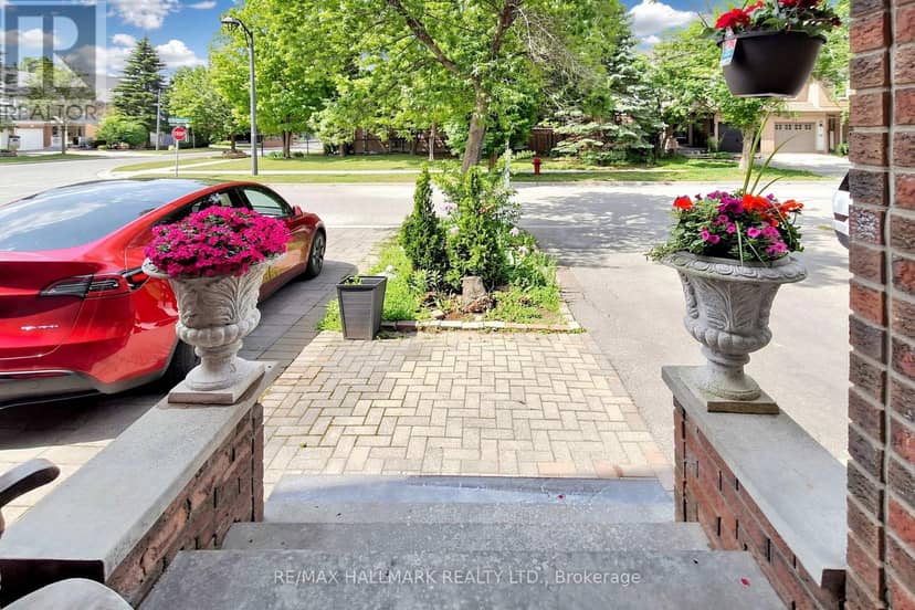 5 Evelyn Buck Lane, Aurora, photo 3