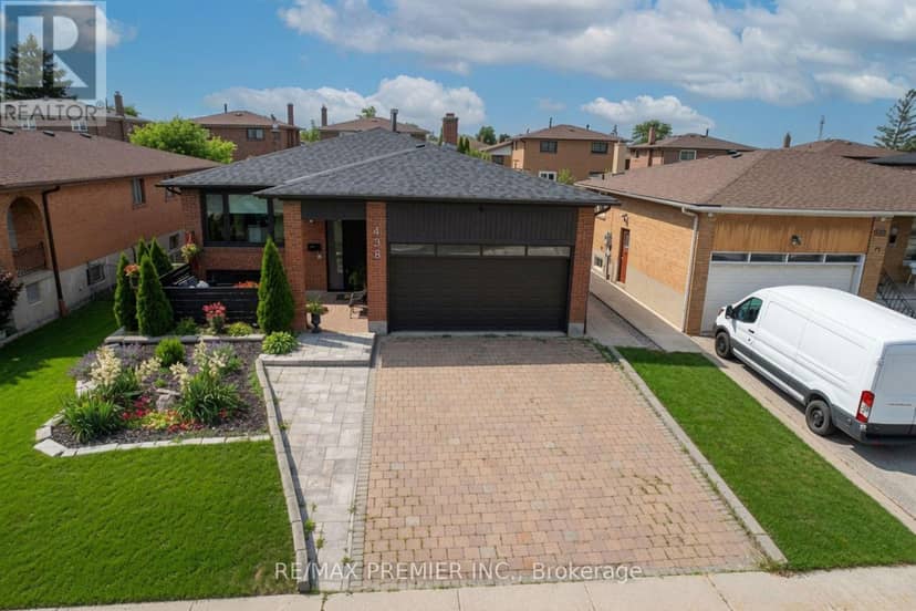438 Woodbridge Avenue — photo 3 of 27