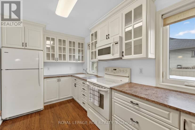 65 Donald Street — photo 14 of 40