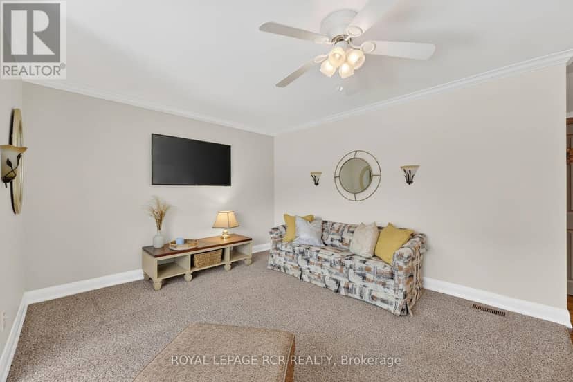 65 Donald Street, Barrie, photo 7