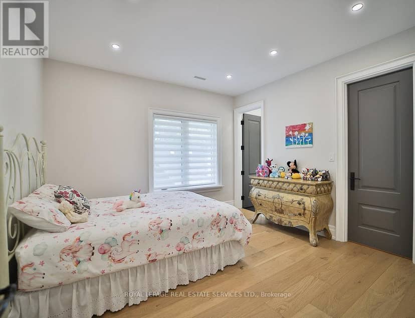 1301 Twin Oaks Dell — photo 27 of 40