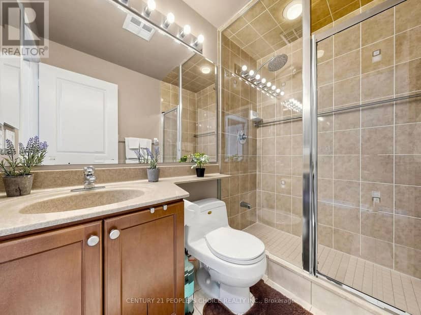 1406 - 70 Absolute Avenue — photo 25 of 40