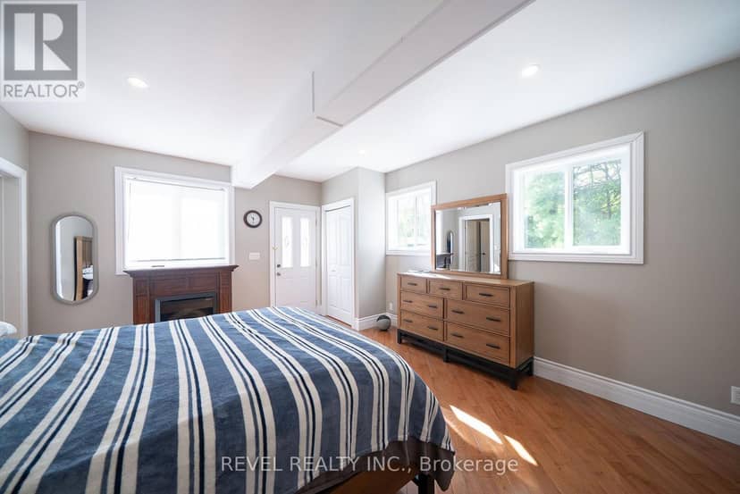 1410 McDowell Road E — photo 11 of 36
