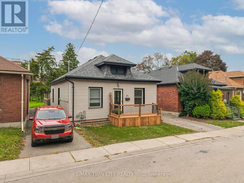 25 Alonzo Street — photo 38 of 40