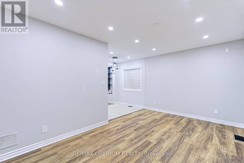 345 Dalhousie Street — photo 15 of 36